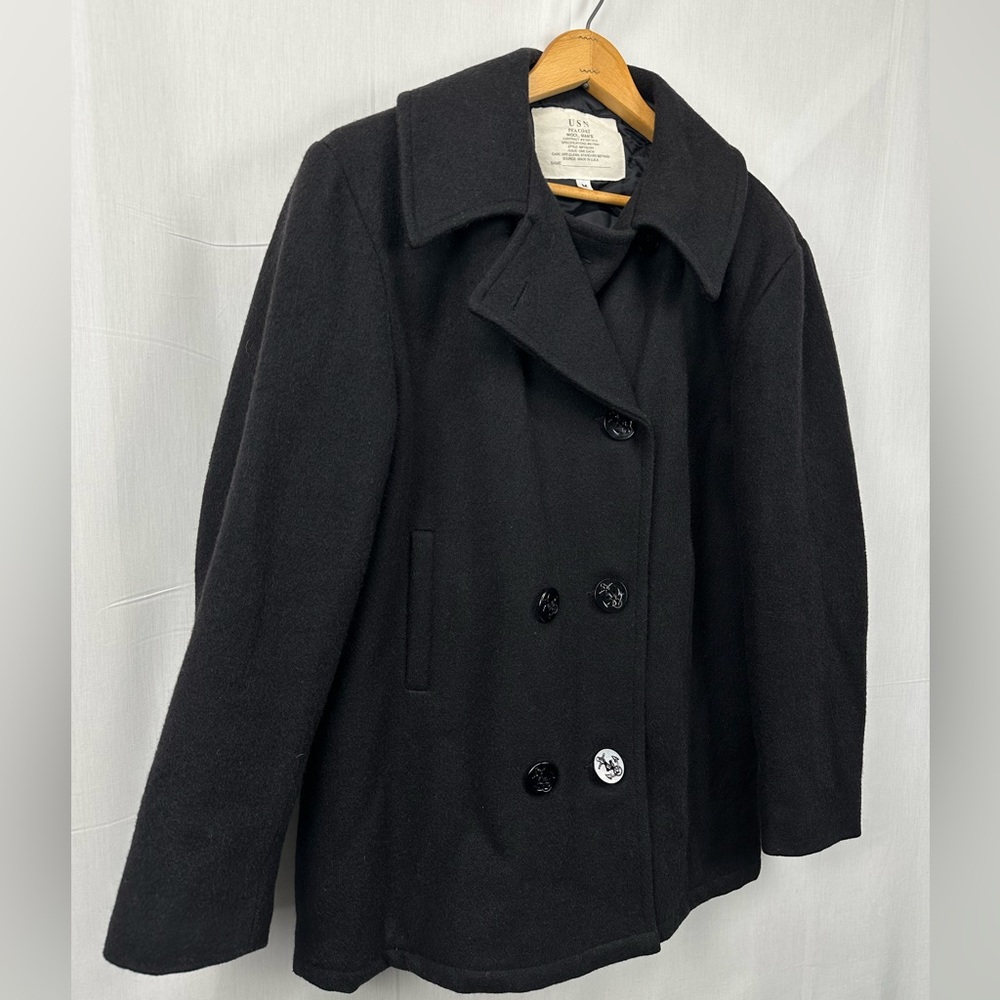 MENS MEDIUM vintage U.S Navy 100% wool coat